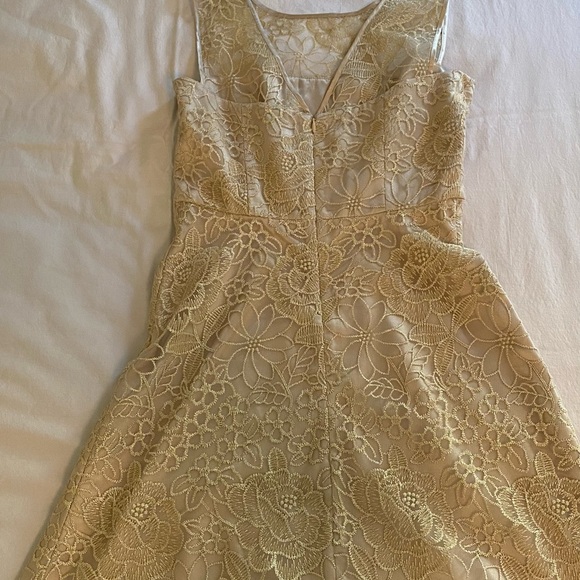 Jessica Simpson Cream Lace Mini Dress - Picture 1 of 6